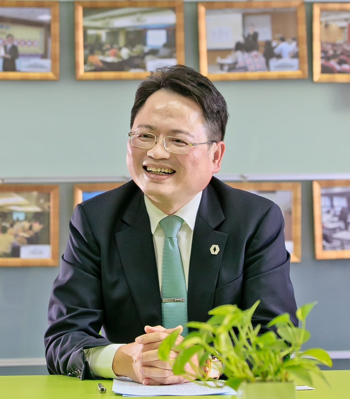 Chairman Chen Wan-Lai Photo